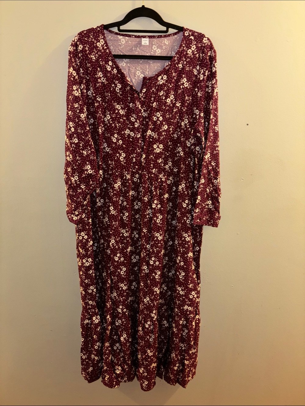 Old Navy Floral-Print ButtonFront Maxi Swing Dress(bust 48/50 inches, length 50)